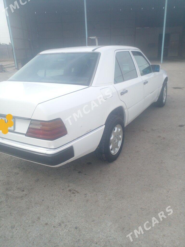 Mercedes-Benz 230E 1990 - 30 000 TMT - Mary - img 3