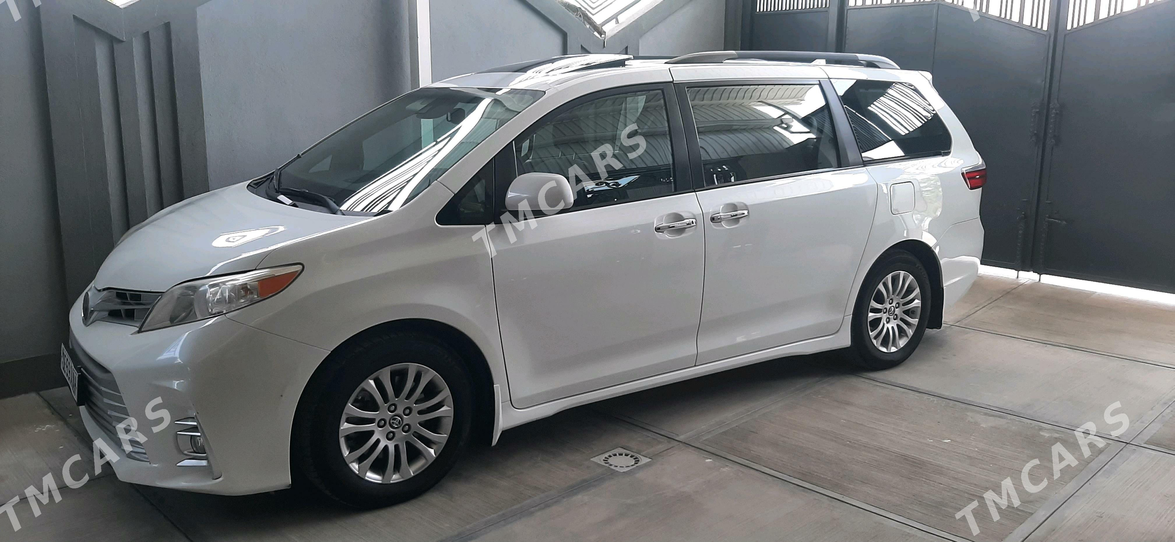 Toyota Sienna 2018 - 395 000 TMT - Gökdepe - img 2