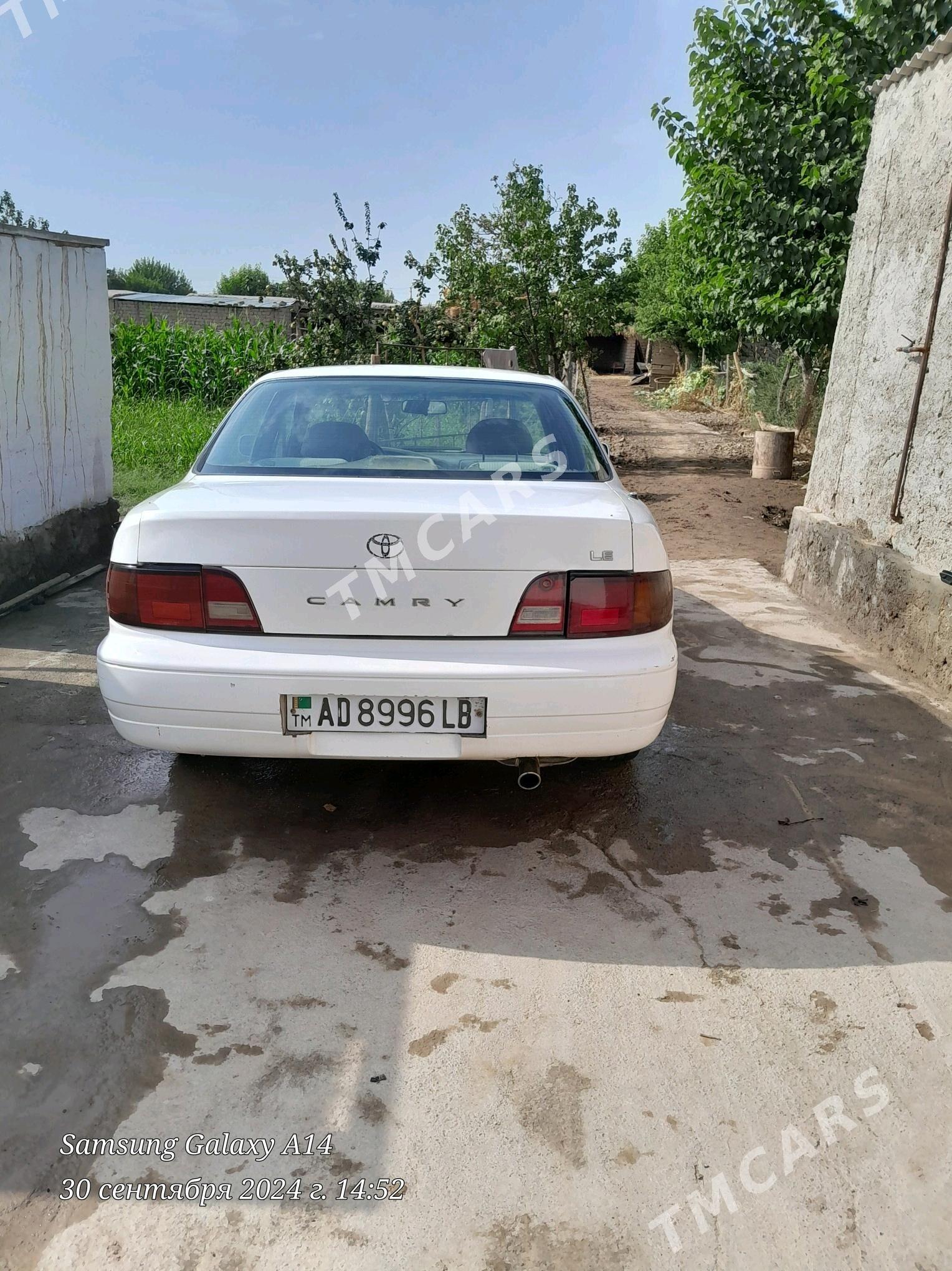 Toyota Camry 1995 - 70 000 TMT - Койтендаг - img 2