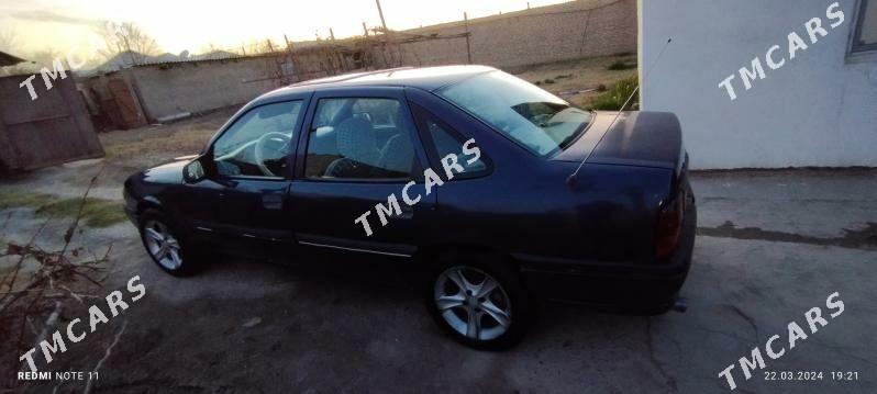 Opel Vectra 1990 - 25 000 TMT - Mary - img 8