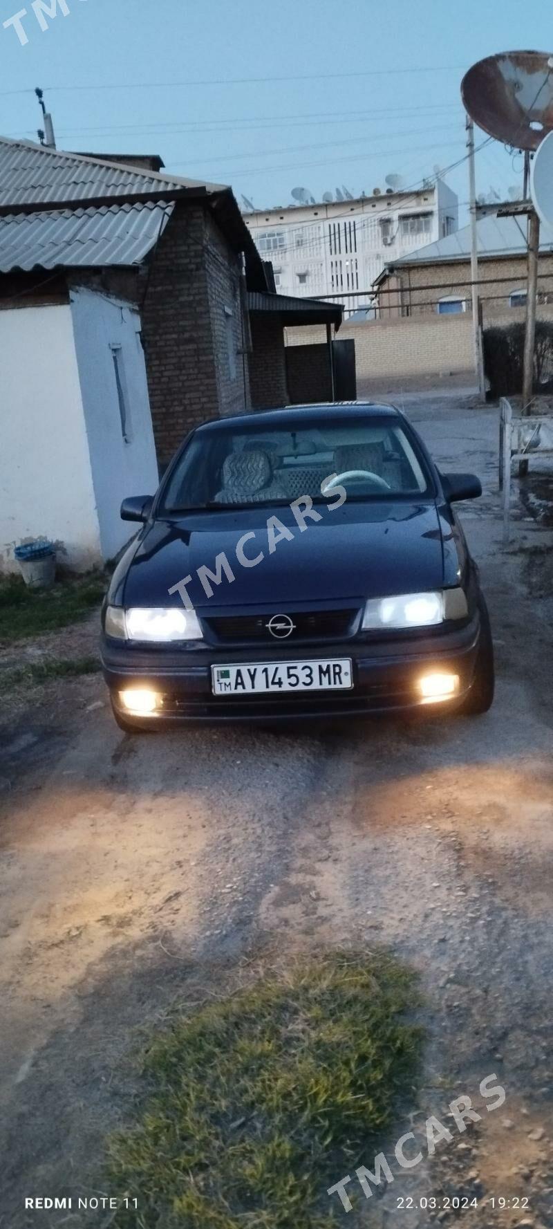 Opel Vectra 1990 - 25 000 TMT - Мары - img 5