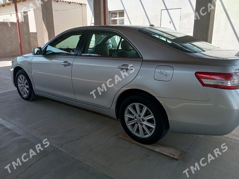 Toyota Camry 2010 - 138 000 TMT - Гумдаг - img 6