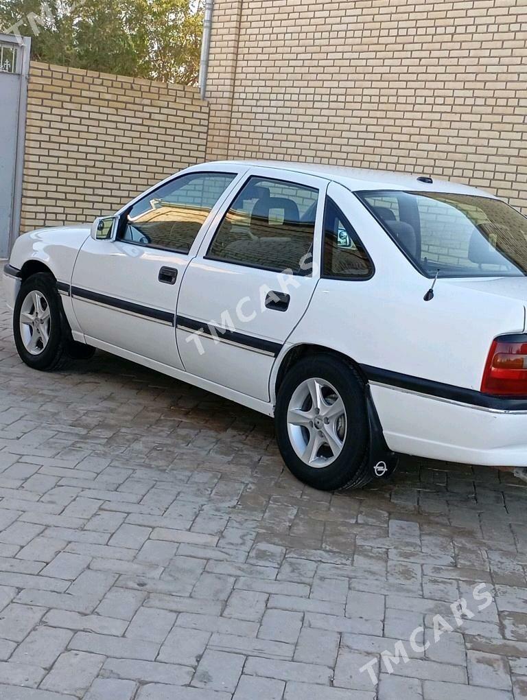 Opel Vectra 1995 - 36 000 TMT - Векильбазар - img 5