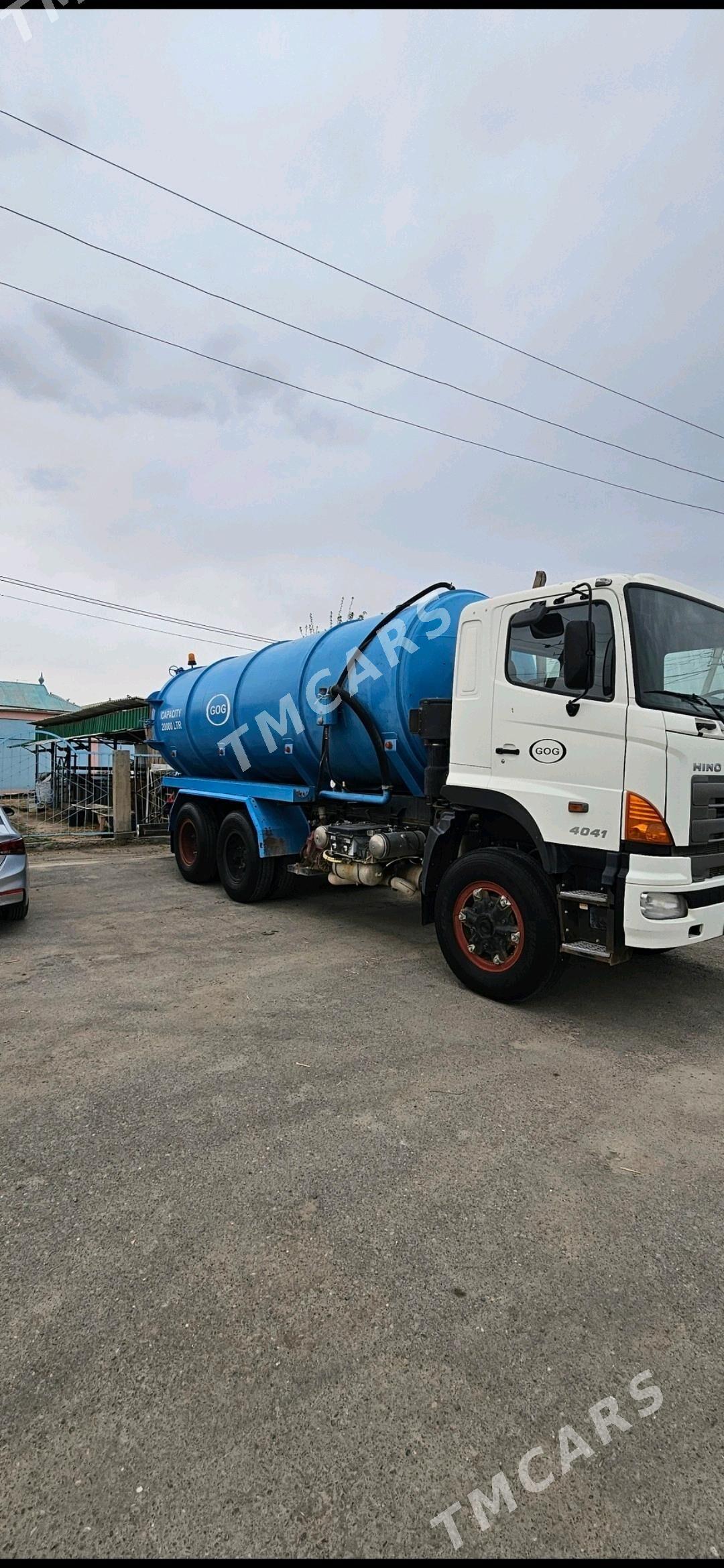 Toyota Hino 2012 - 420 000 TMT - Aşgabat - img 2