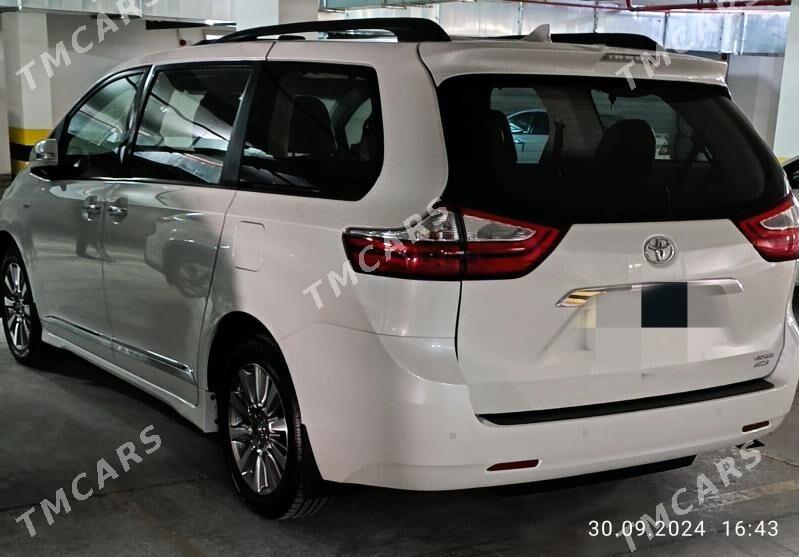 Toyota Sienna 2018 - 565 000 TMT - Aşgabat - img 5