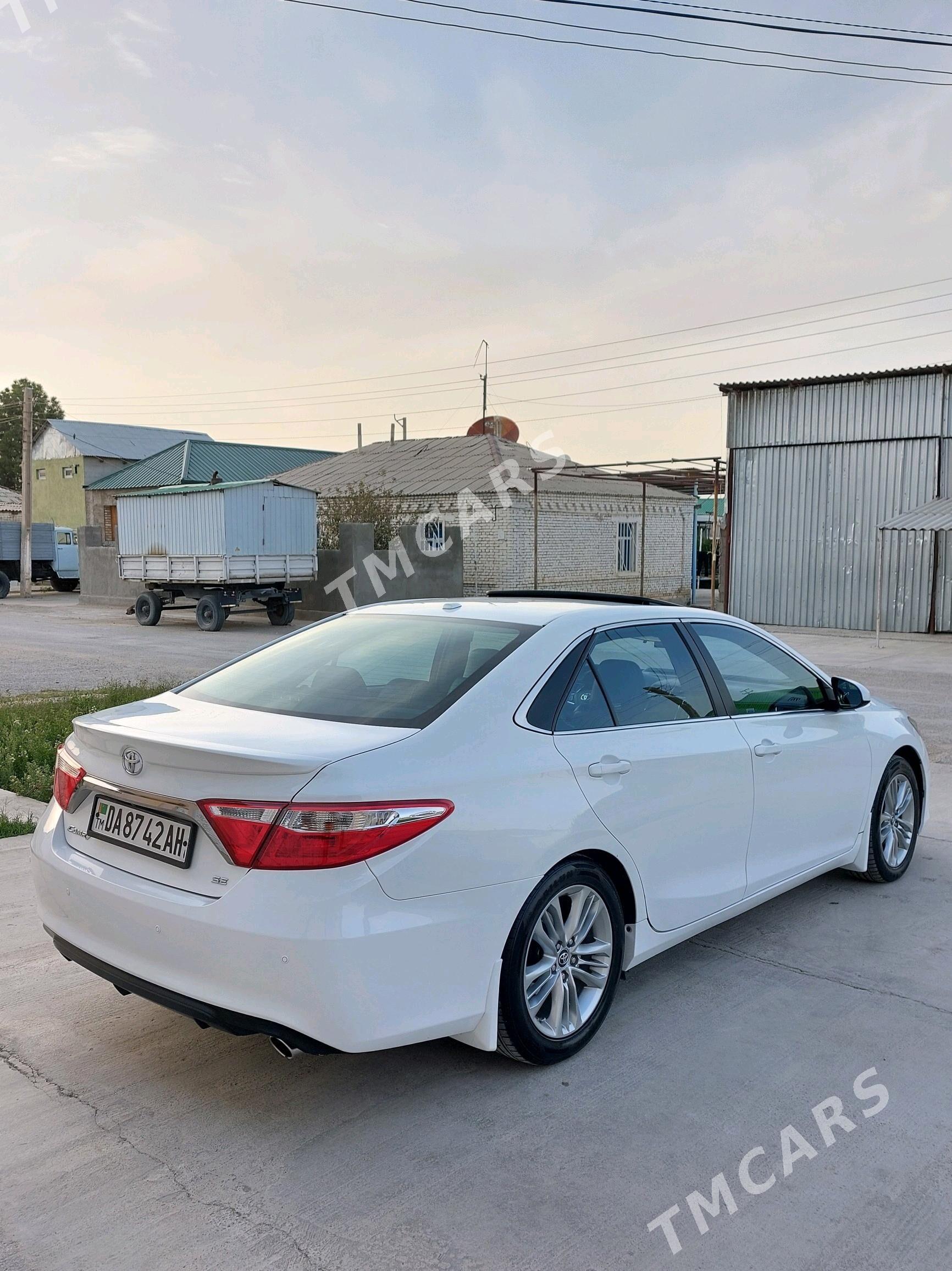 Toyota Camry 2016 - 240 000 TMT - Aşgabat - img 3