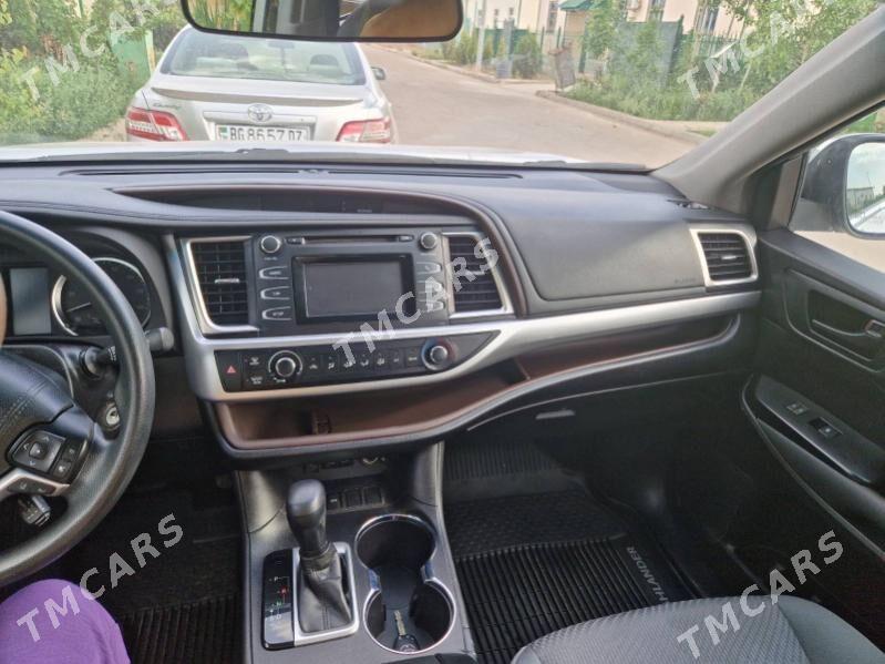 Toyota Highlander 2019 - 355 000 TMT - Дашогуз - img 8