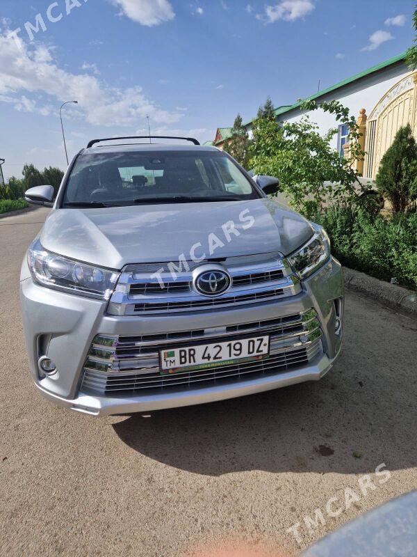 Toyota Highlander 2019 - 355 000 TMT - Дашогуз - img 5