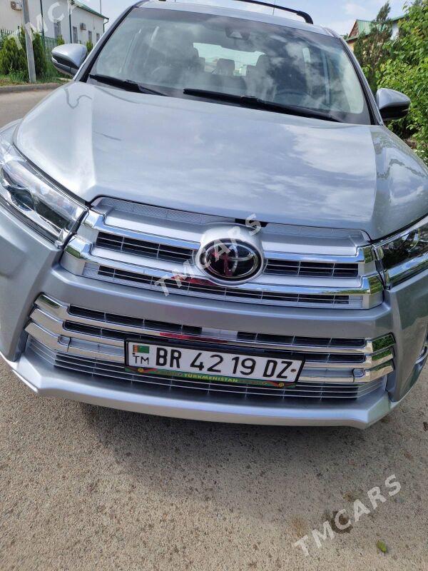 Toyota Highlander 2019 - 355 000 TMT - Дашогуз - img 3