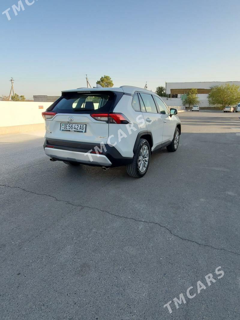 Toyota RAV4 2019 - 265 000 TMT - Aşgabat - img 6