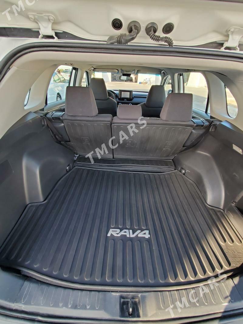 Toyota RAV4 2019 - 265 000 TMT - Aşgabat - img 9