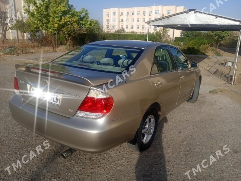 Toyota Camry 2005 - 150 000 TMT - Seýdi - img 4