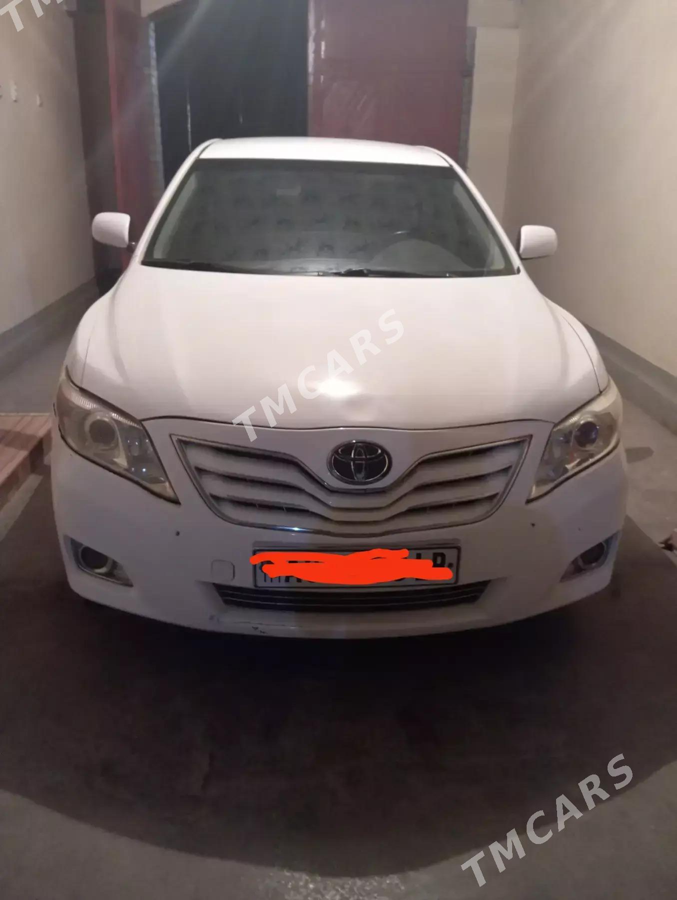 Toyota Camry 2010 - 130 000 TMT - Dänew - img 2