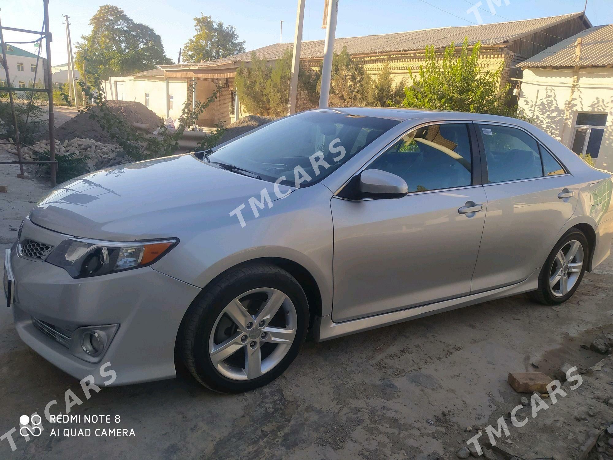 Toyota Camry 2012 - 245 000 TMT - Акдепе - img 4