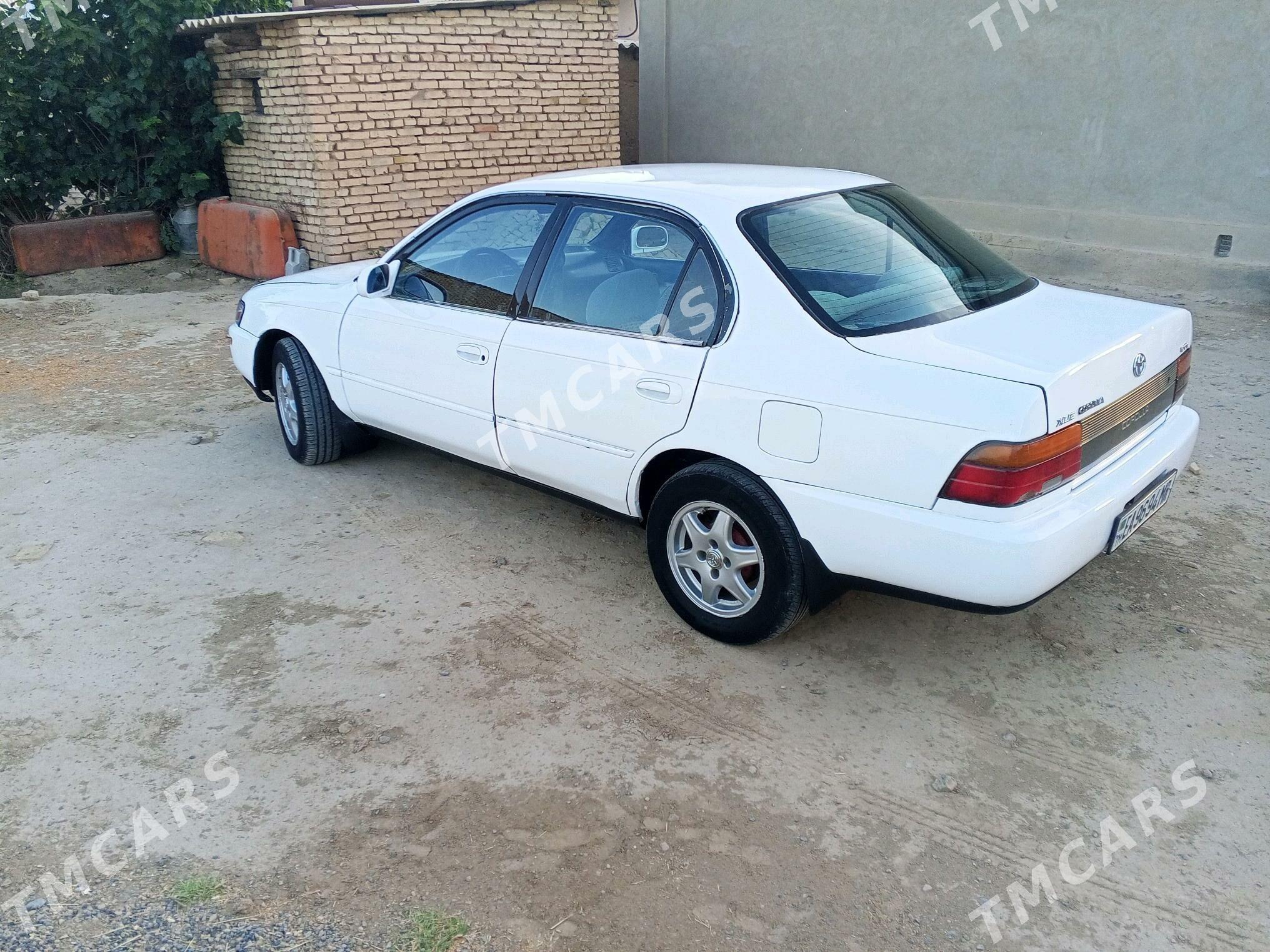 Toyota Corolla 1994 - 35 000 TMT - Мары - img 3