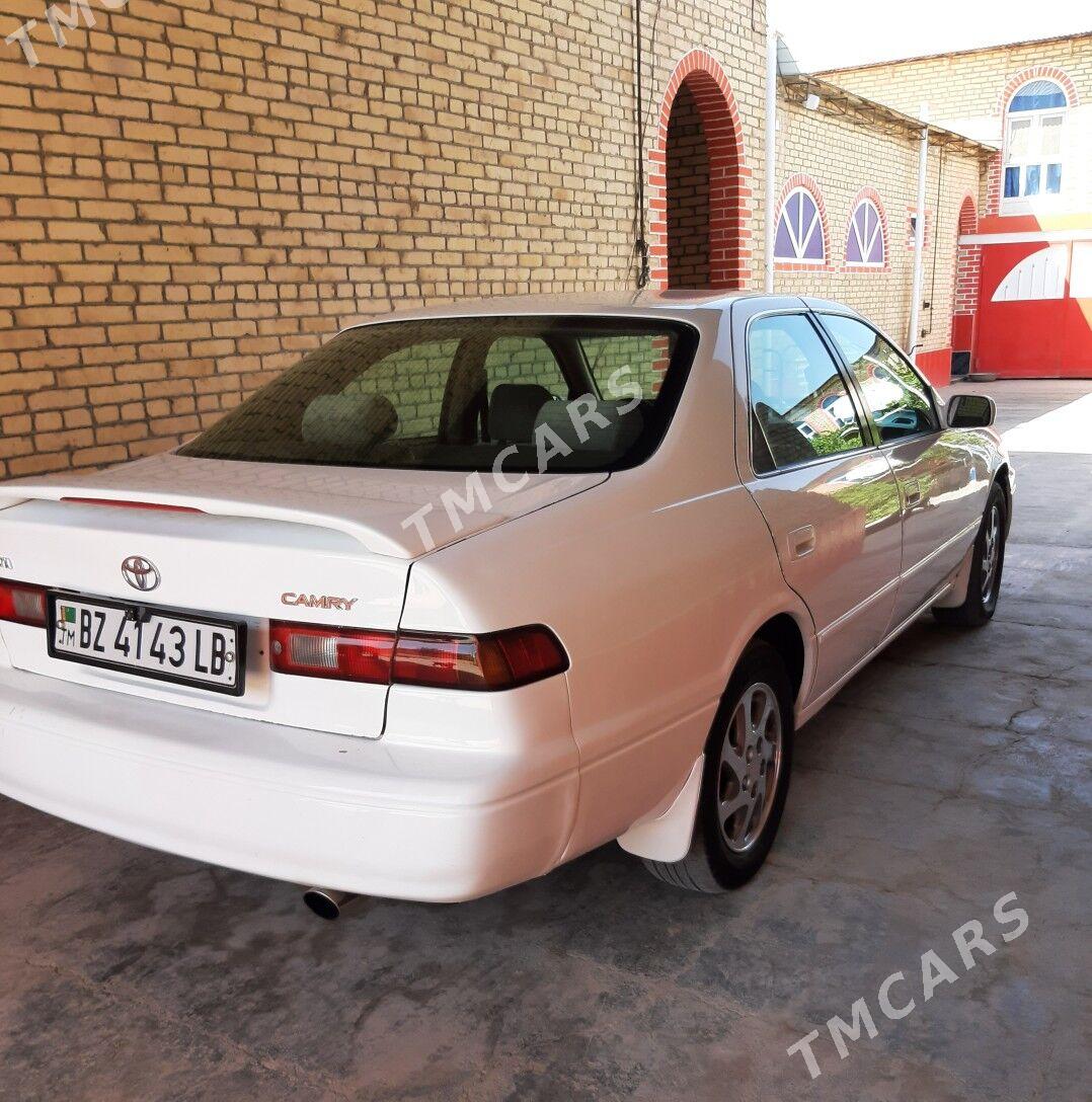 Toyota Camry 1998 - 110 000 TMT - Саят - img 3