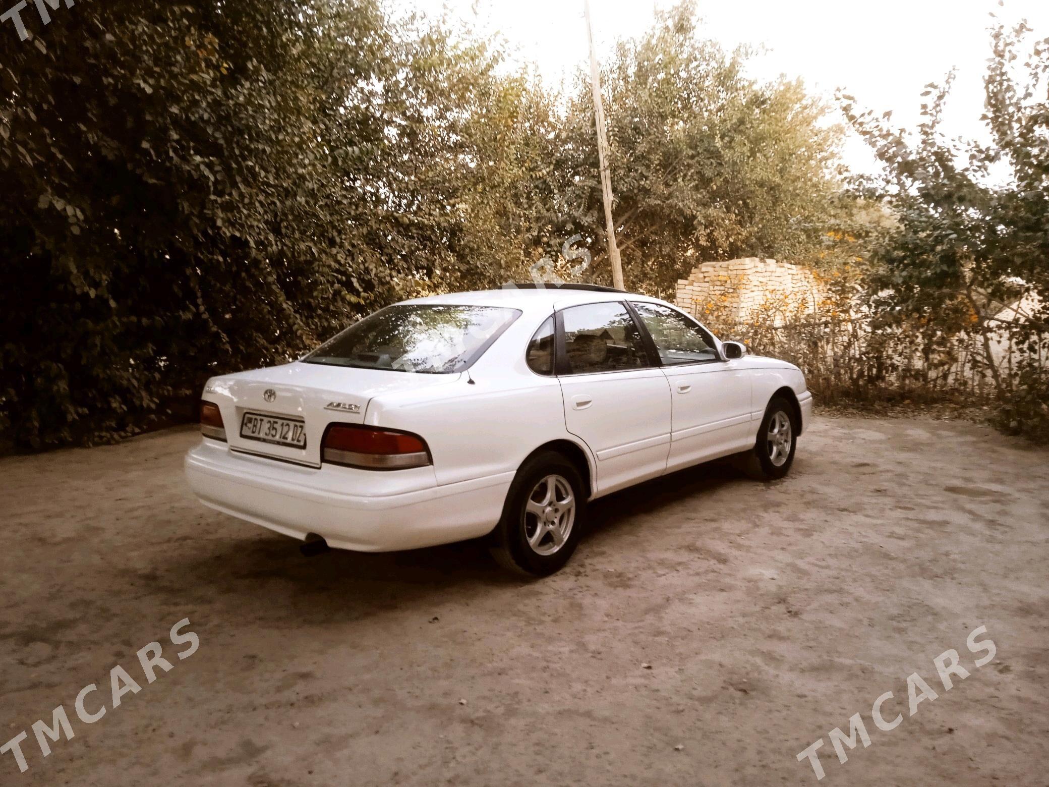 Toyota Avalon 1997 - 90 000 TMT - Гурбансолтан Едже - img 4