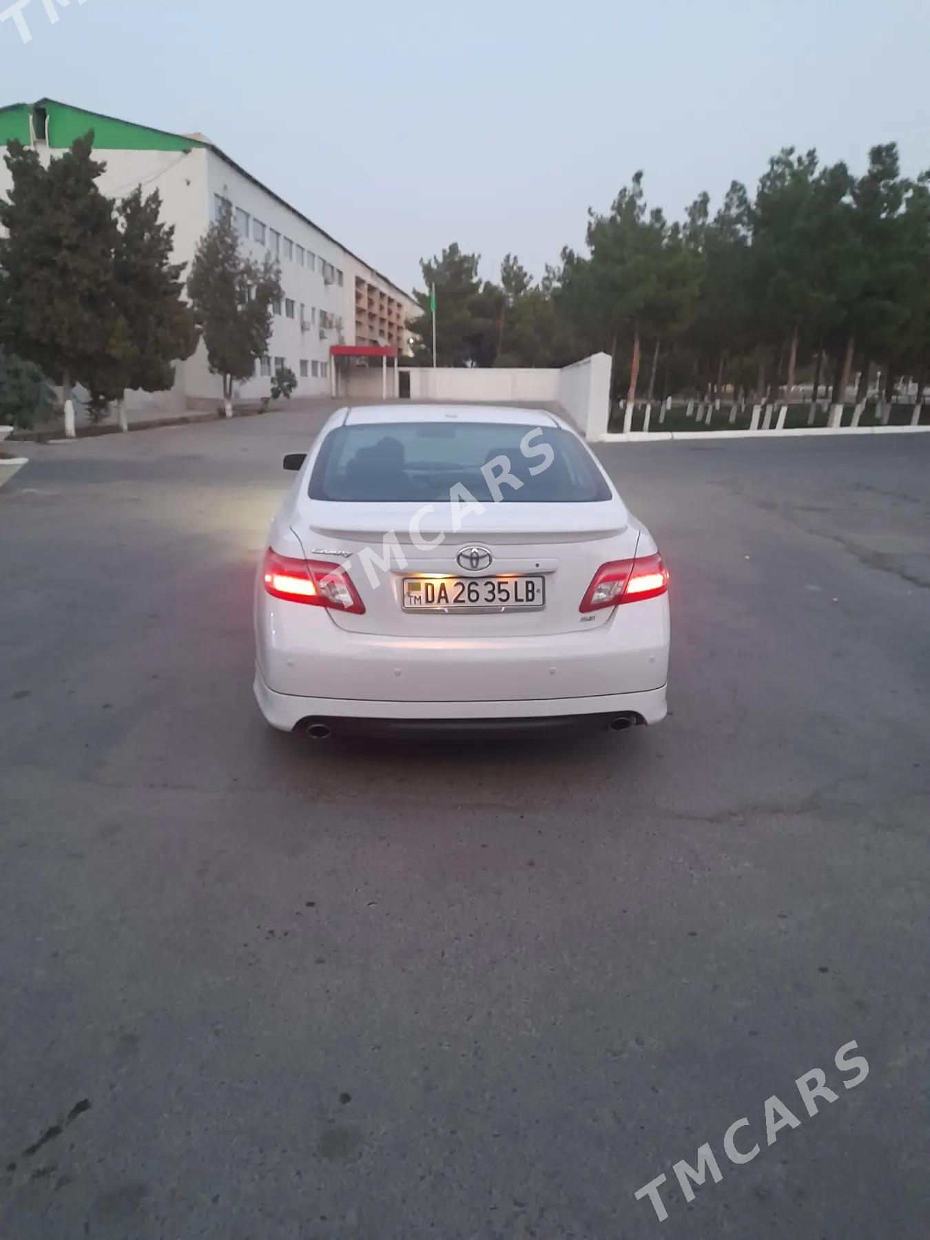 Toyota Camry 2010 - 185 000 TMT - Türkmenabat - img 2