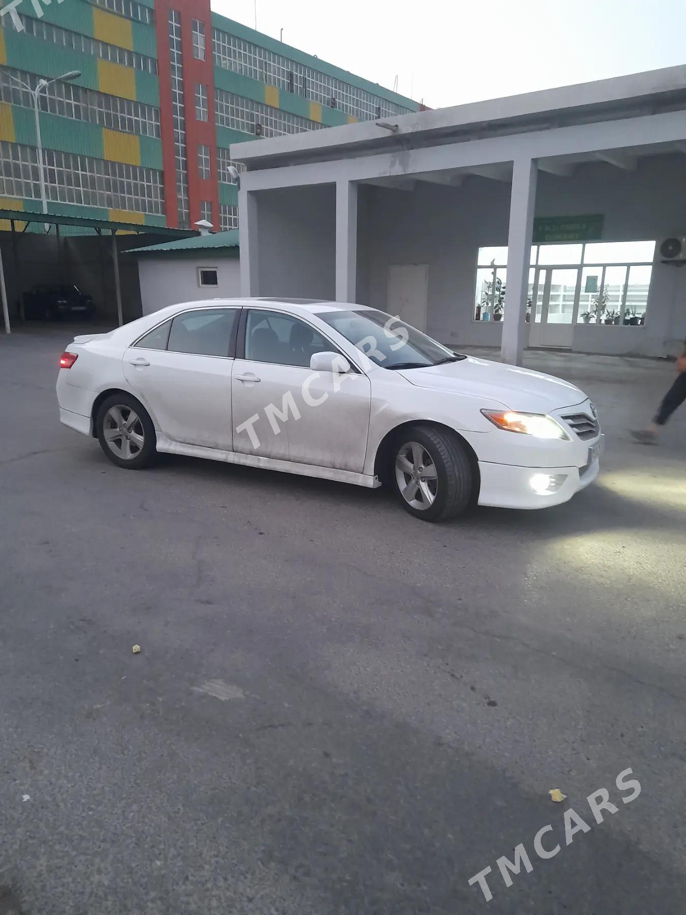 Toyota Camry 2010 - 185 000 TMT - Türkmenabat - img 3