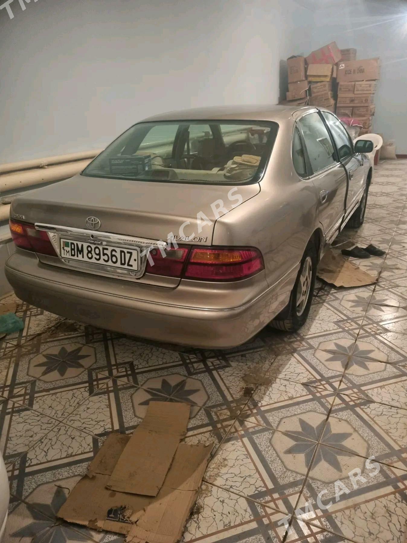 Toyota Avalon 1999 - 110 000 TMT - етр. Туркменбаши - img 3