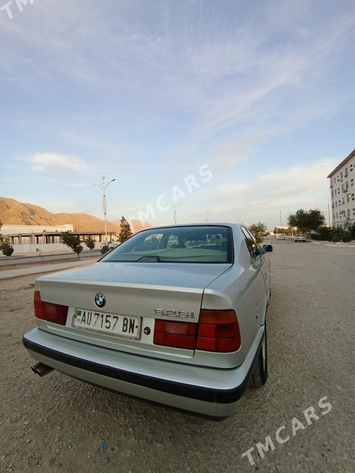 BMW 525 1990 - 60 000 TMT - Balkanabat - img 2