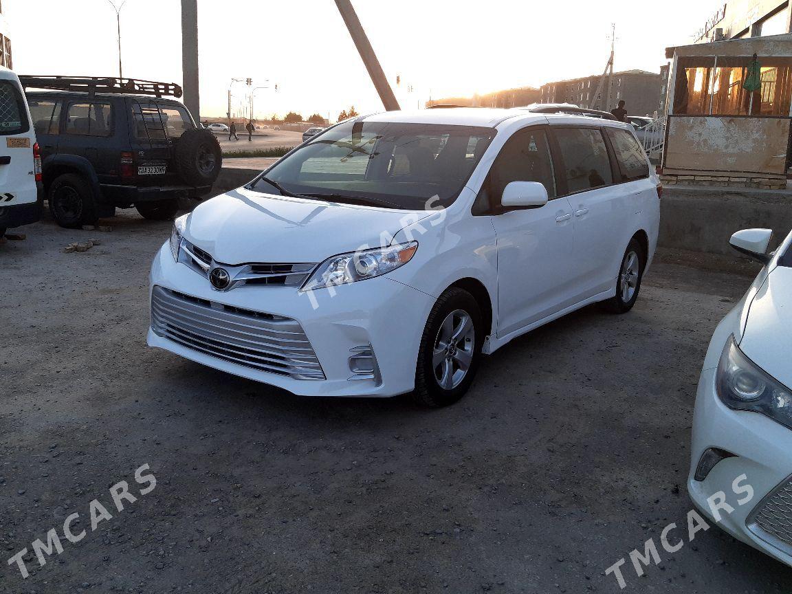 Toyota Sienna 2019 - 350 000 TMT - Wekilbazar - img 4