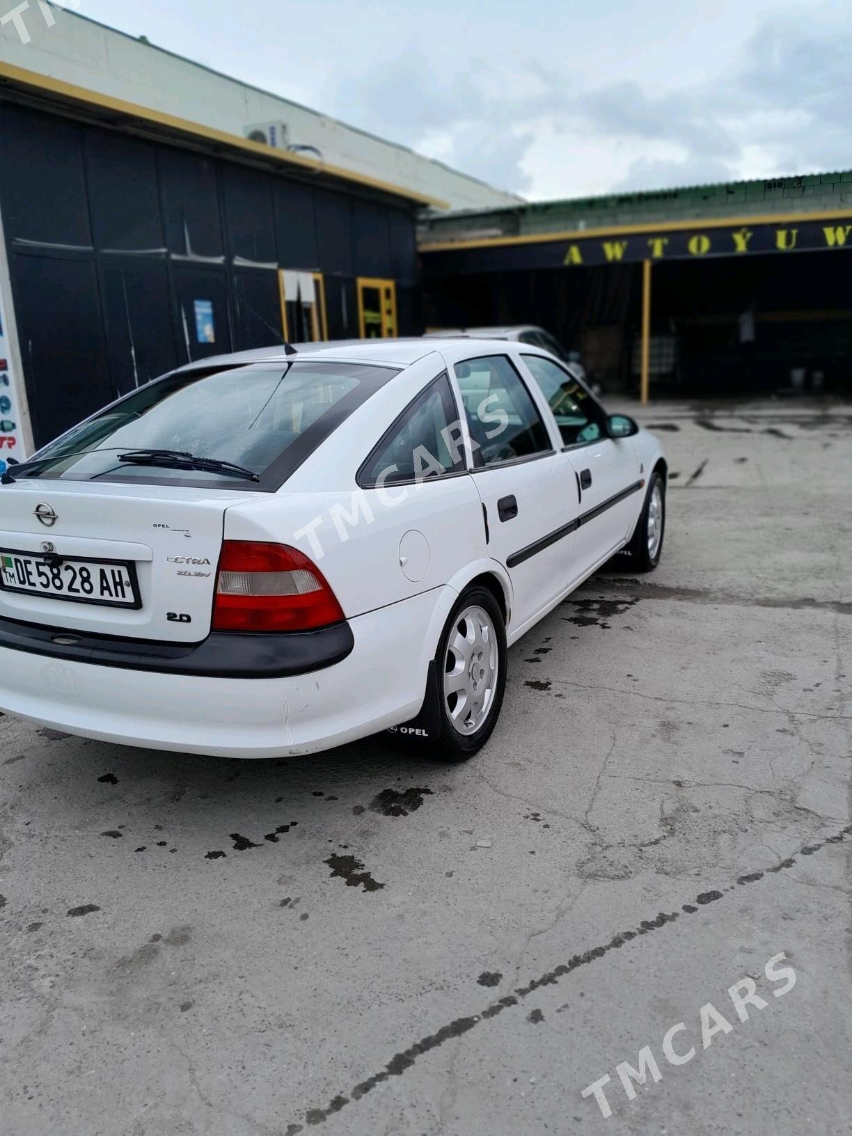 Opel Vectra 1996 - 40 000 TMT - Murgap - img 2