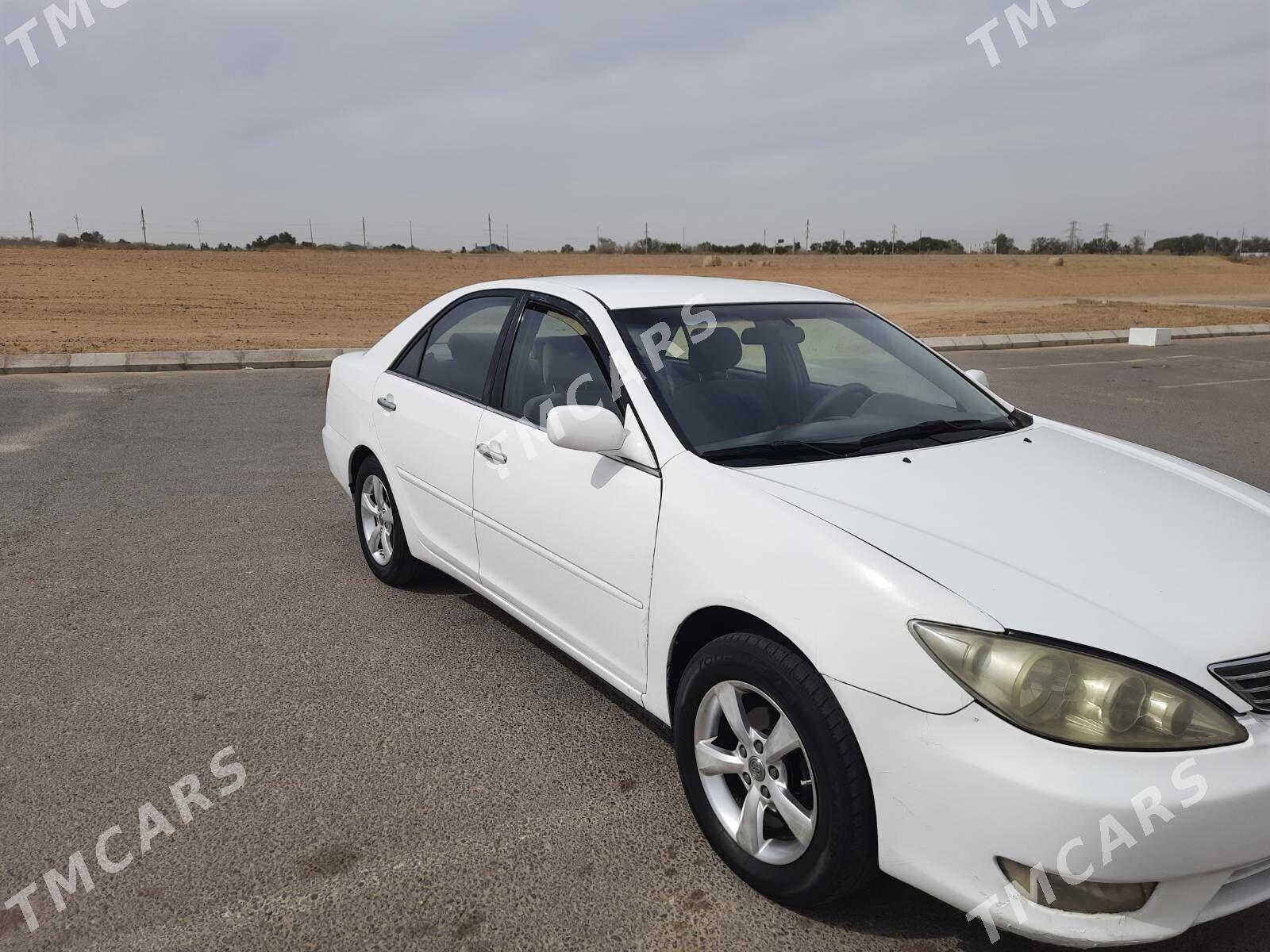 Toyota Camry 2004 - 105 000 TMT - Ашхабад - img 3