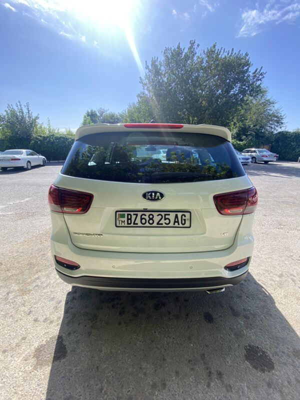 Kia Sorento 2019 - 315 000 TMT - Ашхабад - img 2