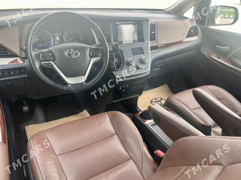 Toyota Sienna 2019 - 690 000 TMT - 11 мкр - img 6