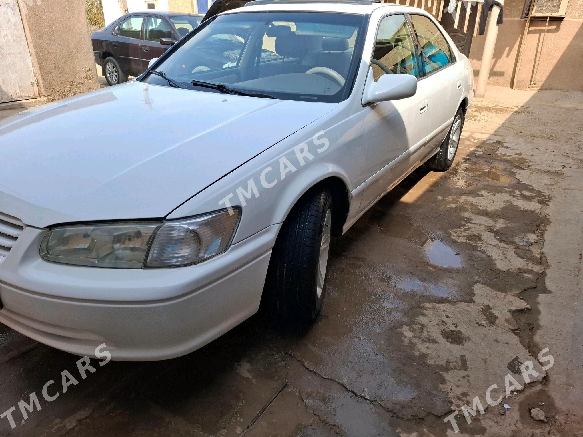 Toyota Camry 1999 - 100 000 TMT - Oguz han - img 2