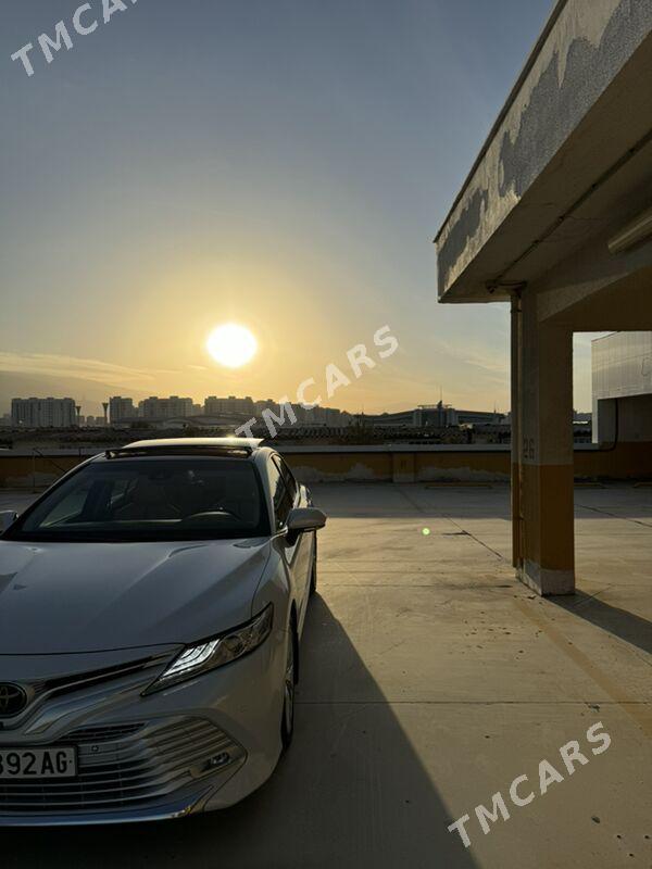 Toyota Camry 2018 - 490 000 TMT - Ашхабад - img 2