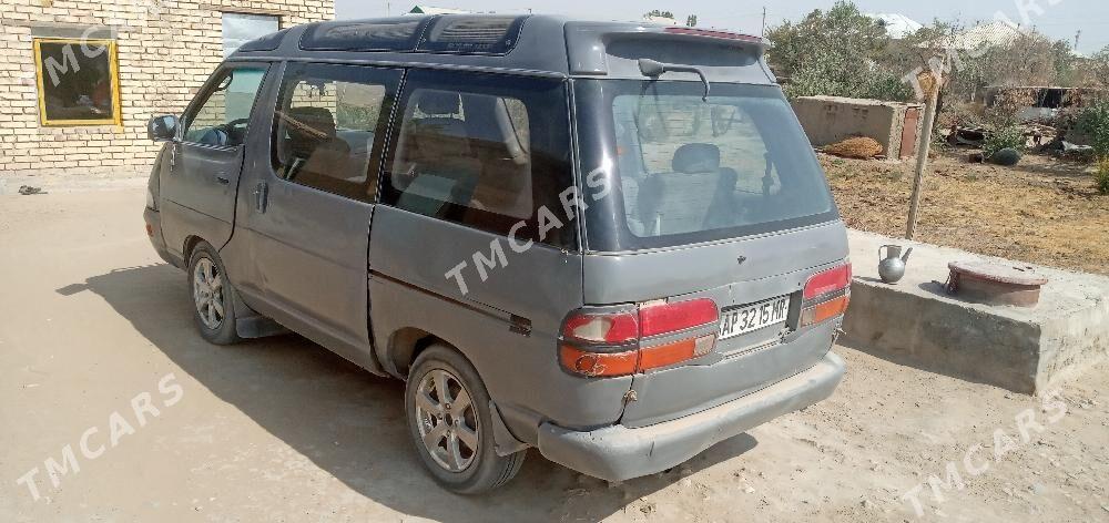 Toyota Town Ace 1993 - 25 000 TMT - Сакарчага - img 2