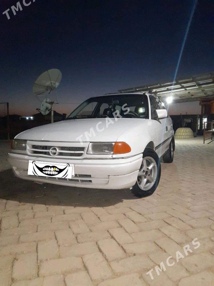 Opel Astra 1993 - 18 000 TMT - Мургап - img 6