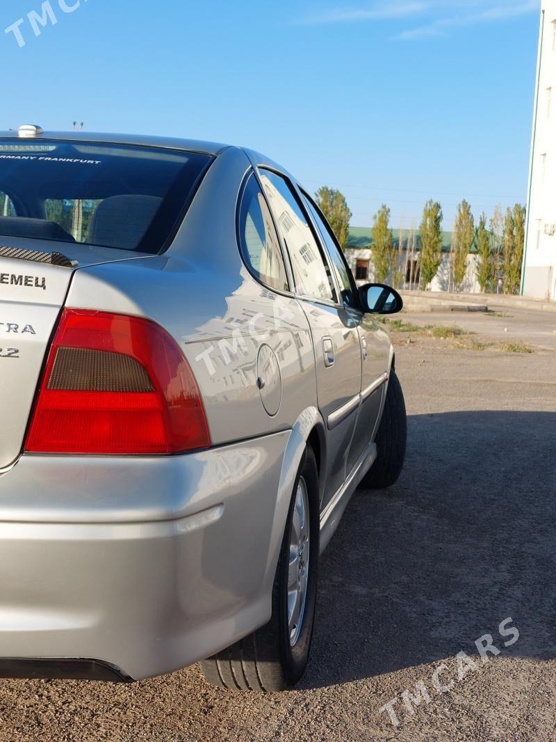 Opel Vectra 2001 - 70 000 TMT - Дашогуз - img 3