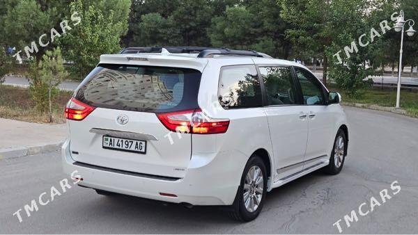 Toyota Sienna 2018 - 495 000 TMT - Aşgabat - img 4