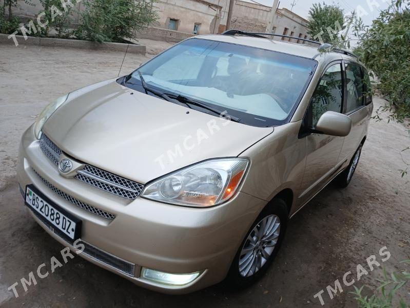 Toyota Sienna 2005 - 155 000 TMT - Köneürgenç - img 8