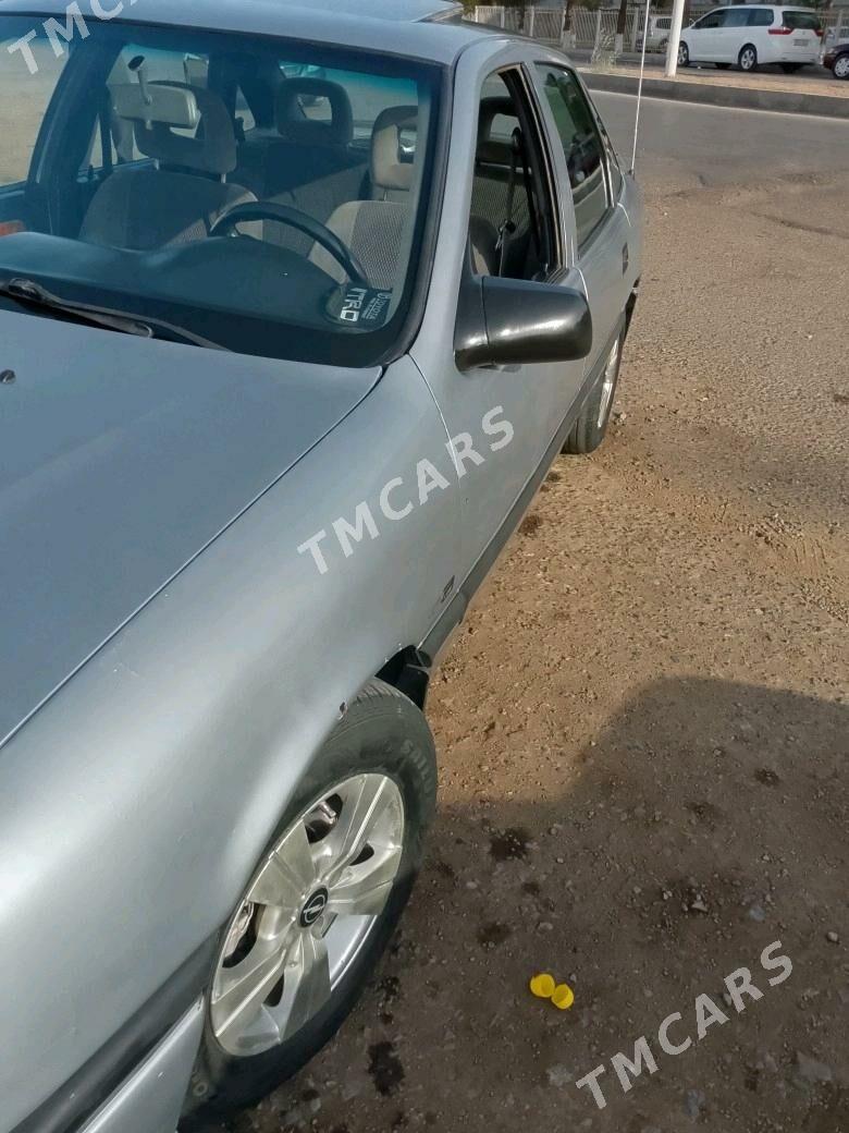 Opel Vectra 1995 - 29 000 TMT - Türkmenabat - img 4