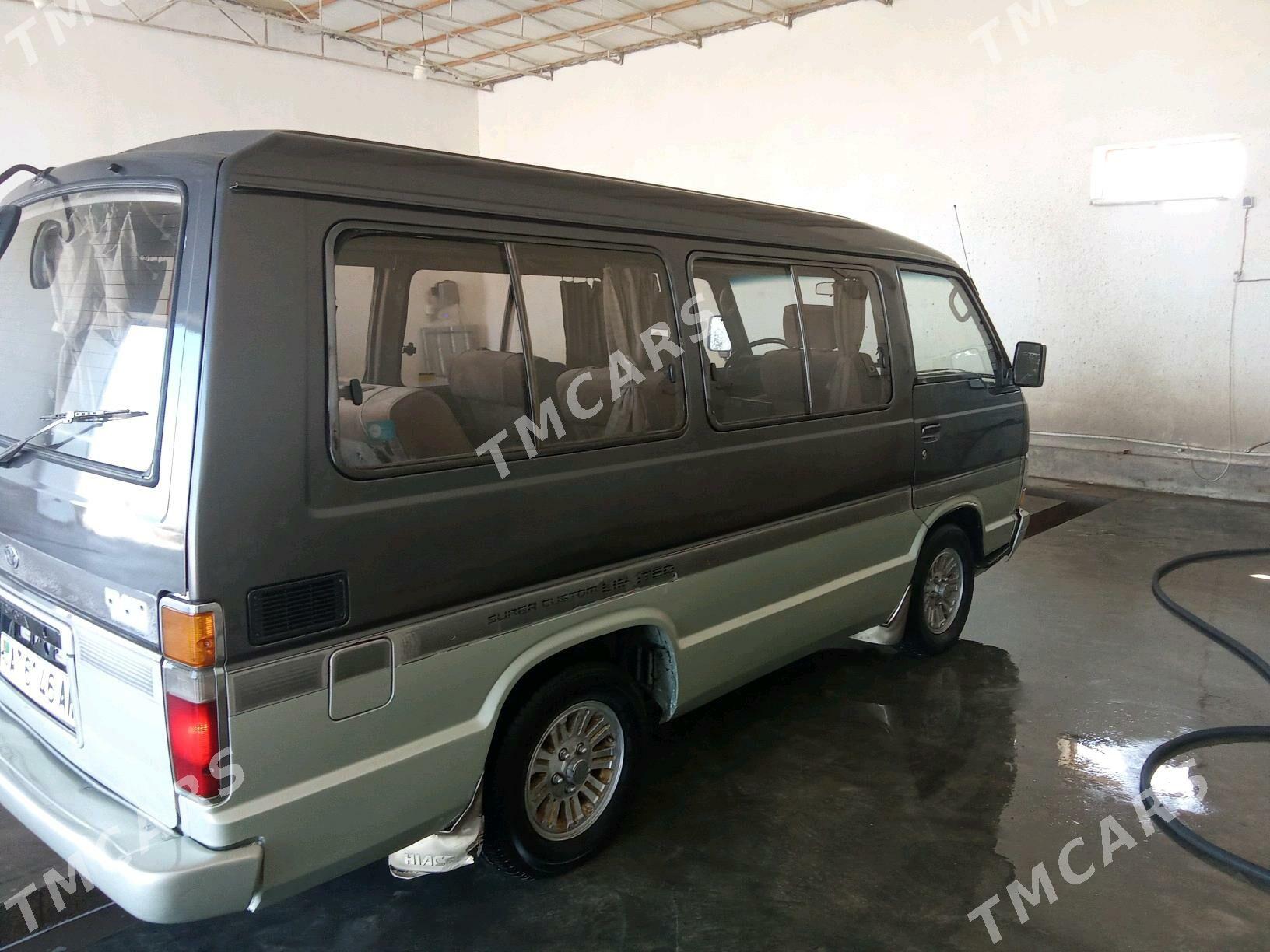 Toyota Hiace 1989 - 46 000 TMT - Мары - img 3