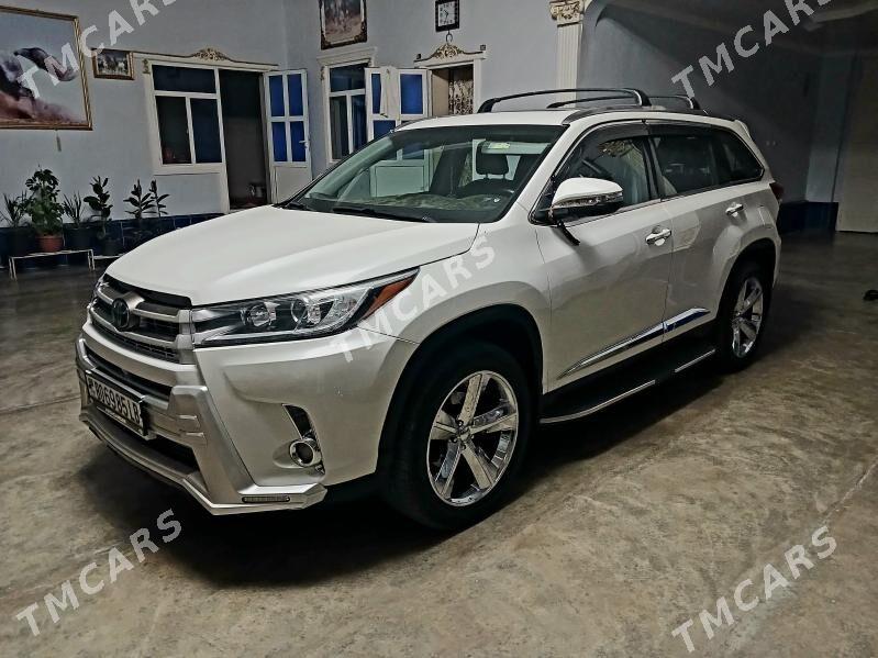 Toyota Highlander 2019 - 386 000 TMT - Türkmenabat - img 2