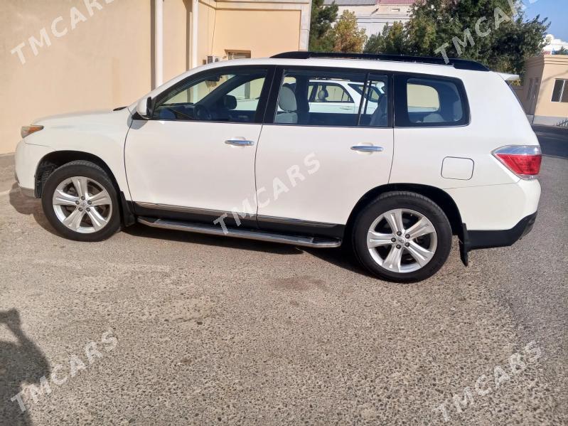 Toyota Highlander 2012 - 275 000 TMT - Aşgabat - img 2