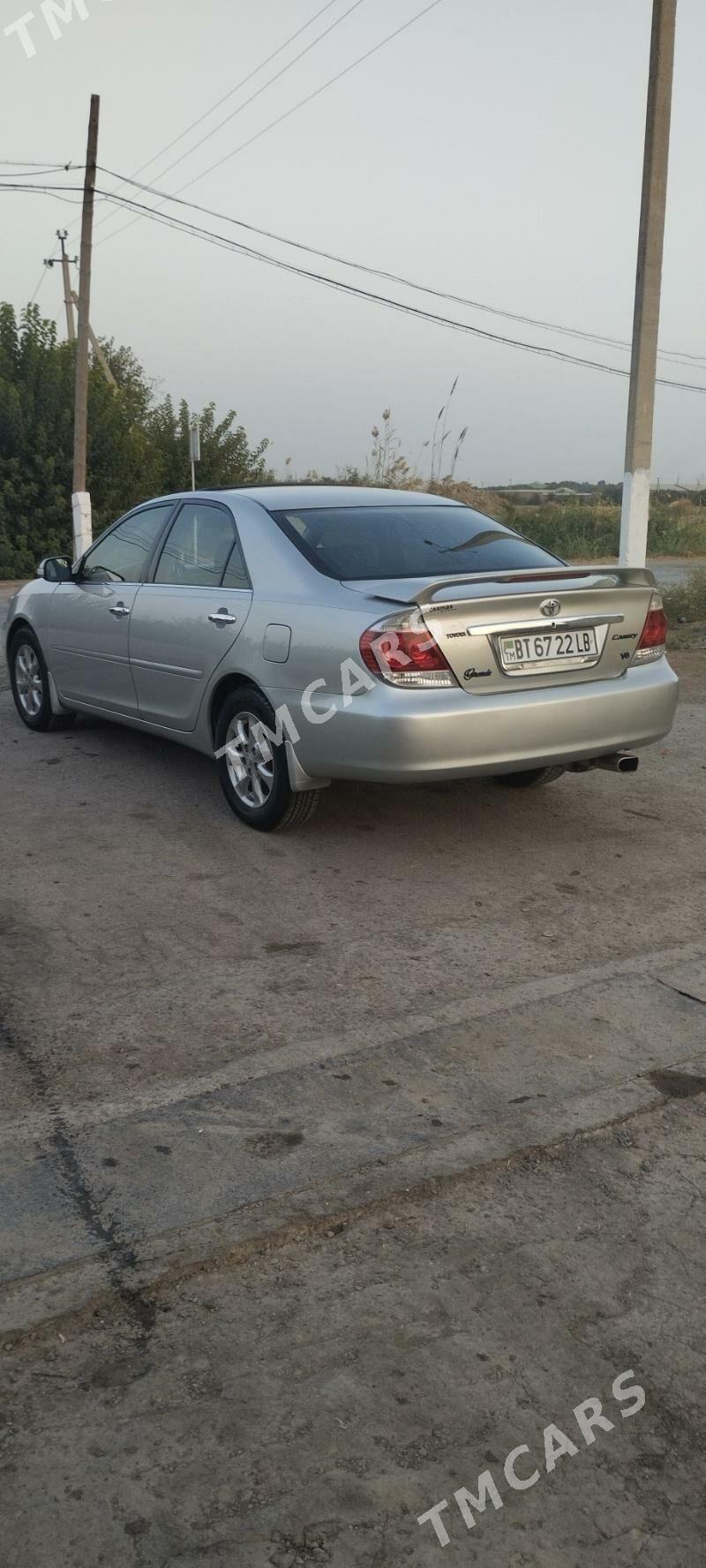 Toyota Camry 2002 - 180 000 TMT - Сакар - img 5