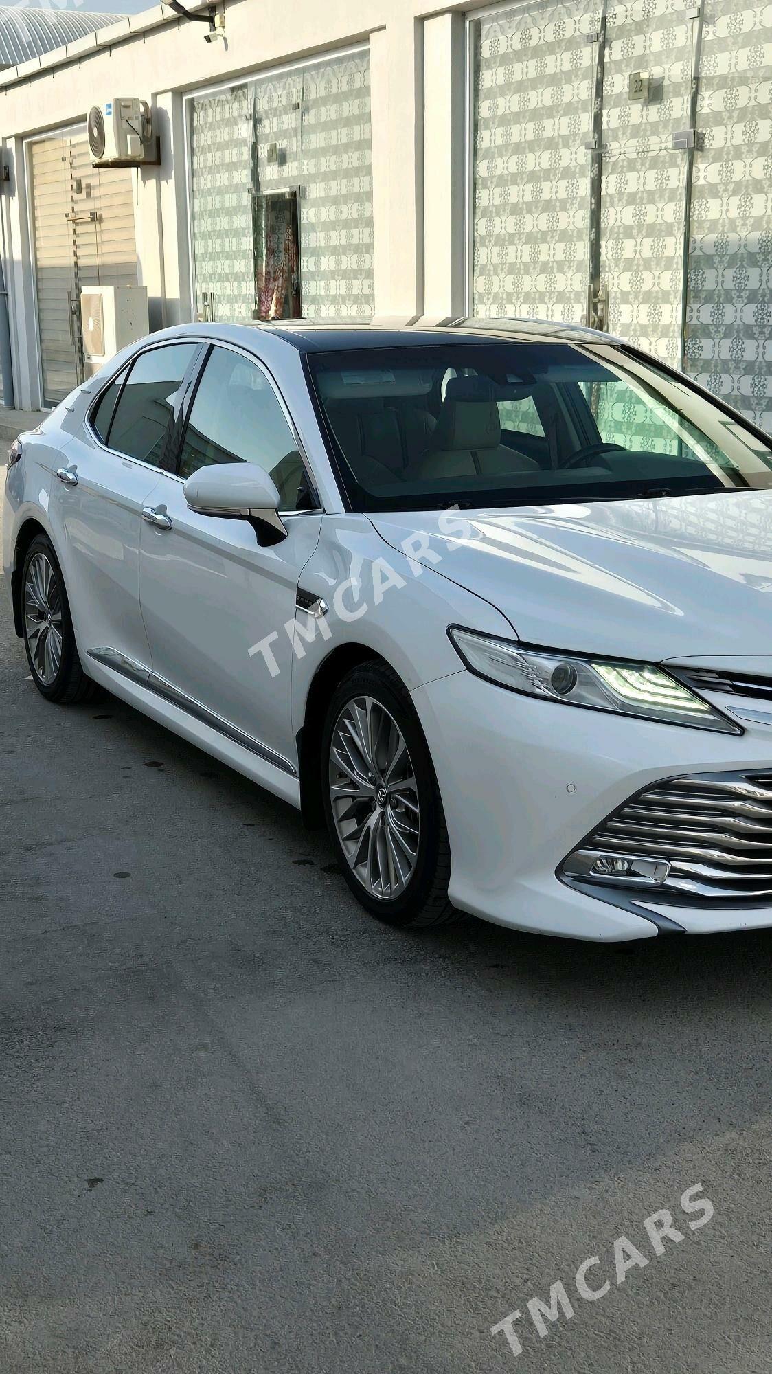 Toyota Camry 2018 - 330 000 TMT - Кака - img 5