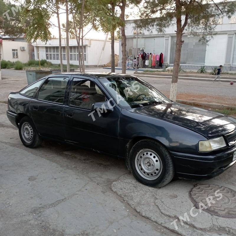 Opel Vectra 1993 - 30 000 TMT - Dänew - img 3