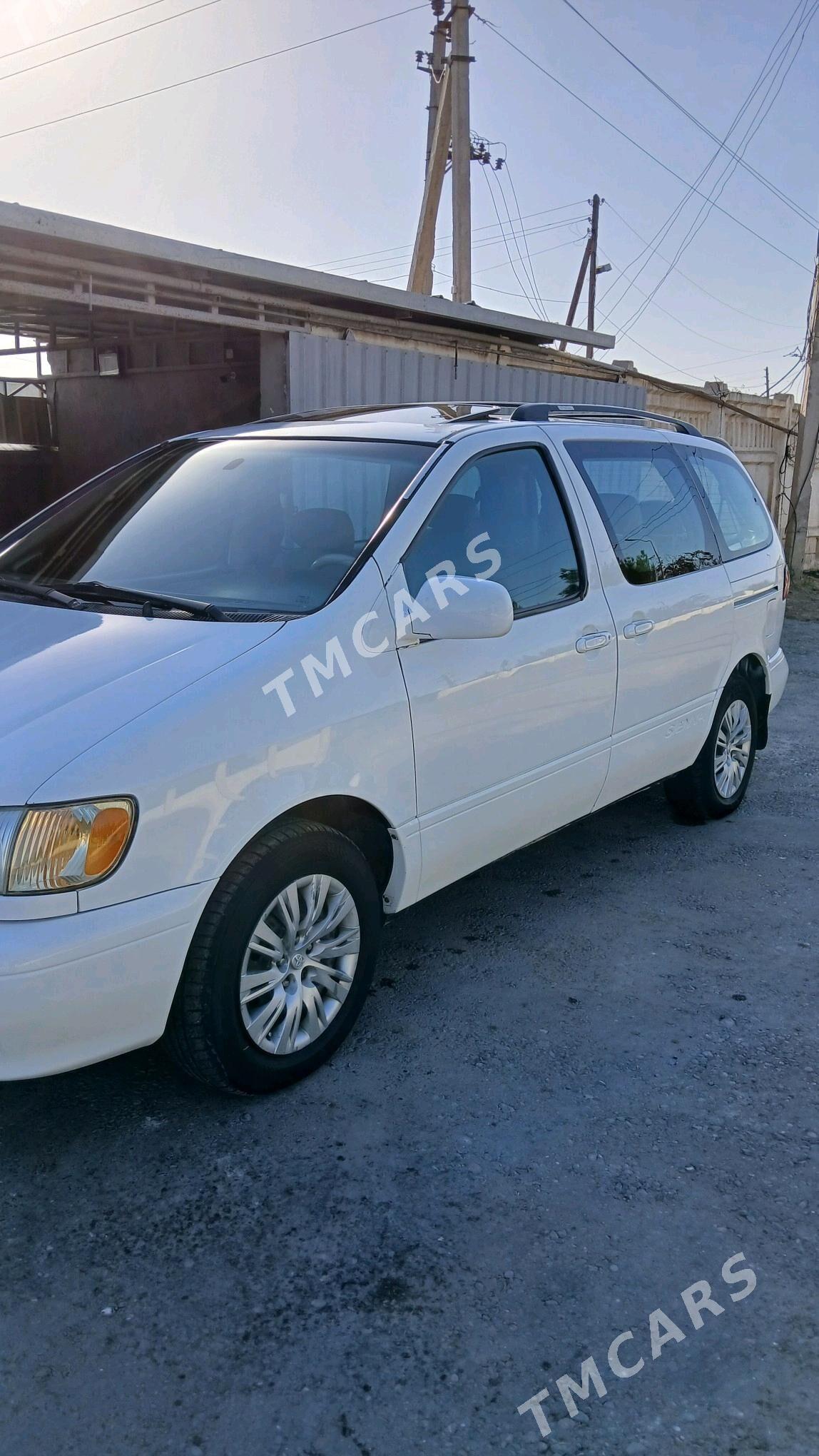 Toyota Sienna 2002 - 145 000 TMT - Анев - img 4