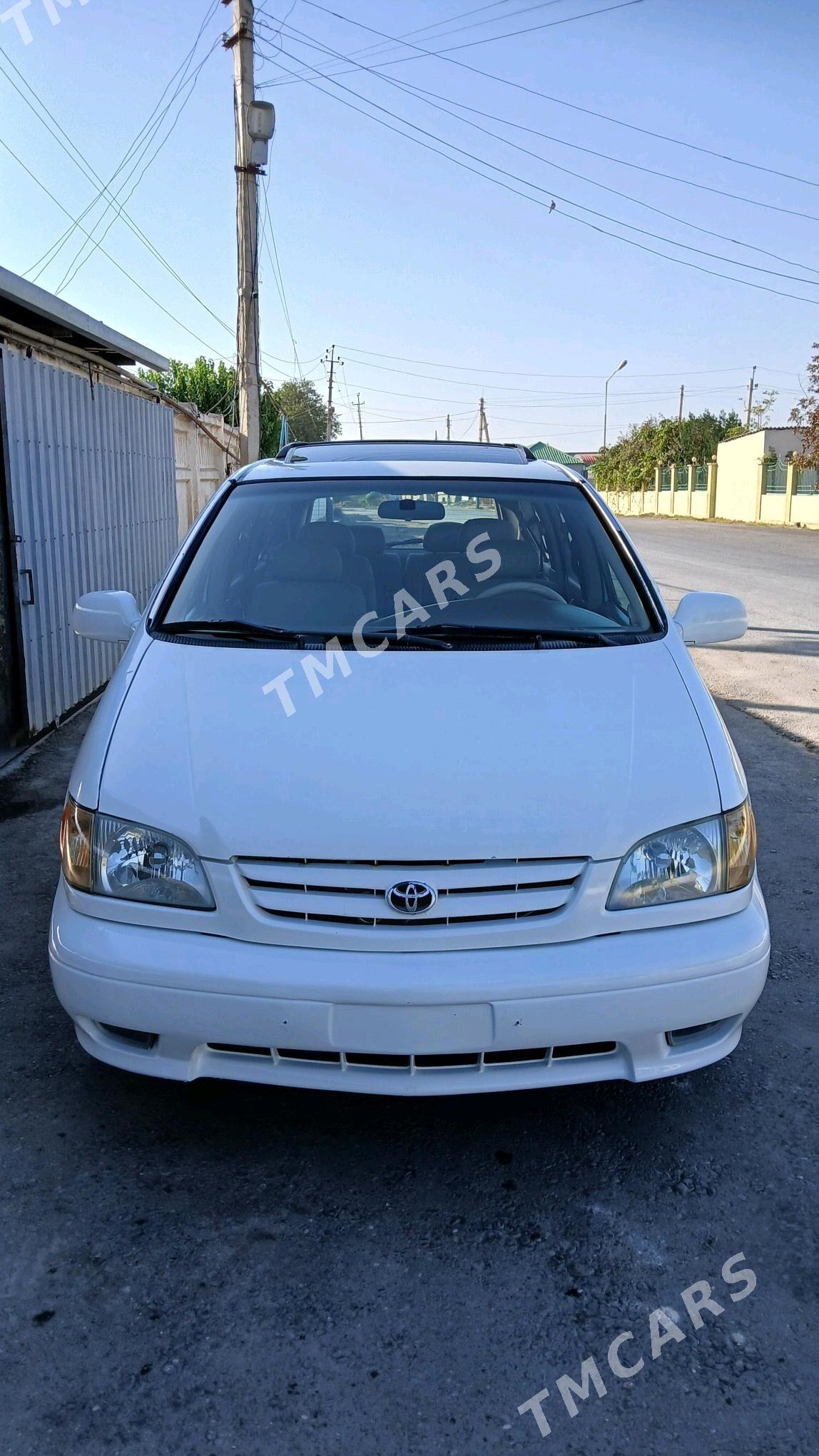 Toyota Sienna 2002 - 145 000 TMT - Анев - img 7