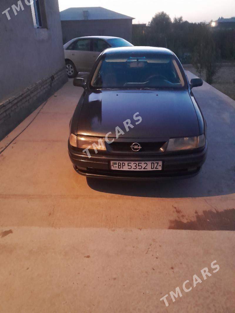 Opel Vectra 1995 - 35 000 TMT - Шабатский этрап - img 2