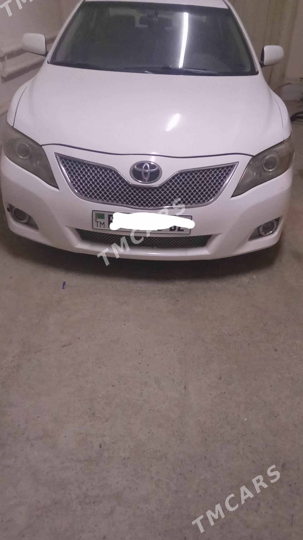 Toyota Camry 2010 - 150 000 TMT - Köneürgenç - img 3