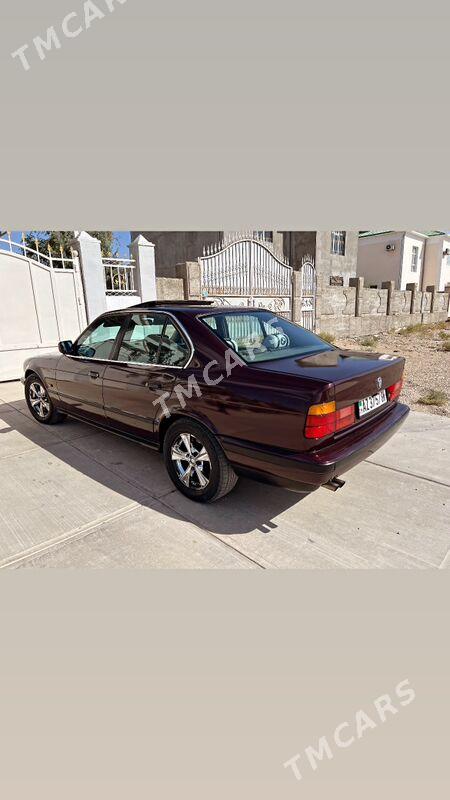 BMW 520 1991 - 46 000 TMT - Balkanabat - img 3