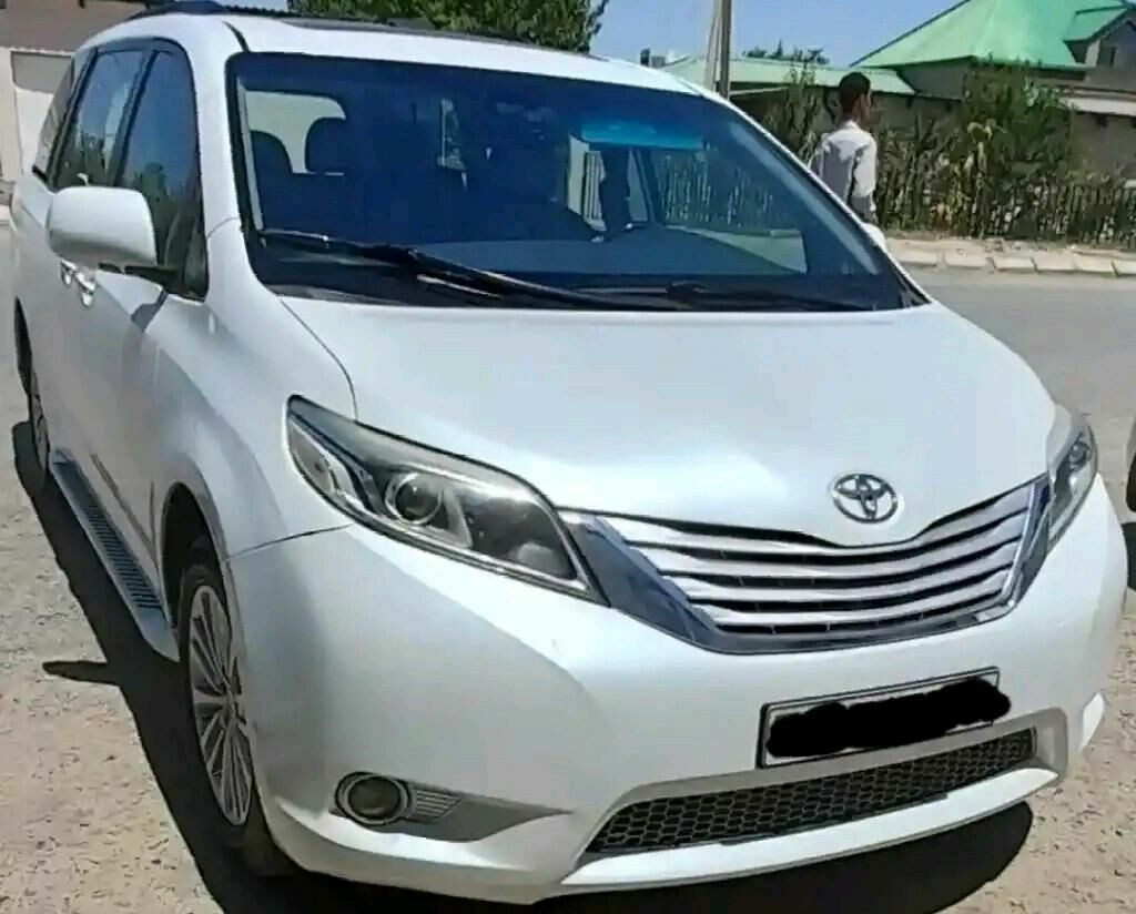 Toyota Sienna 2010 - 270 000 TMT - Aşgabat - img 2